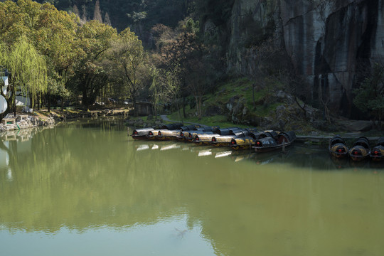 绍兴东湖景区