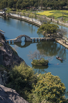 绍兴东湖景区