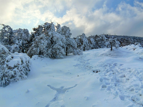 皖南雪山