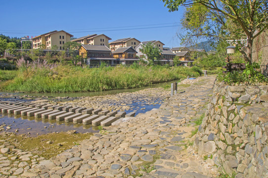 乡村鹅卵石道路