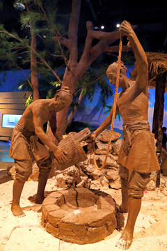 古代南海渔民生活雕塑