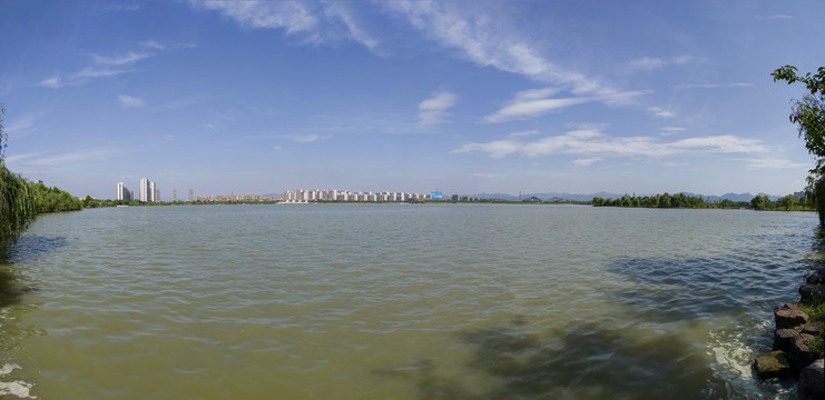 金华湖海塘湖面全景