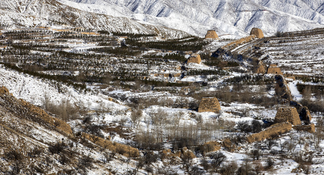 山西大同长城雪景