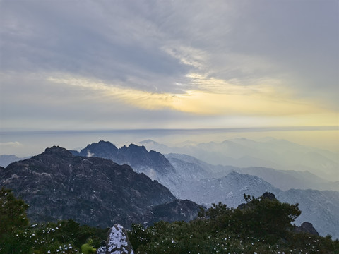 黄山晚霞