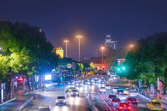 城市风光夜景车流灯光光轨