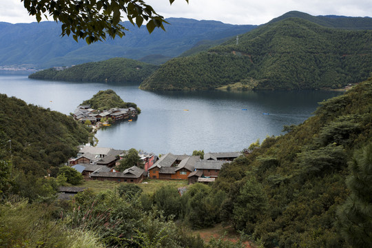 泸沽湖