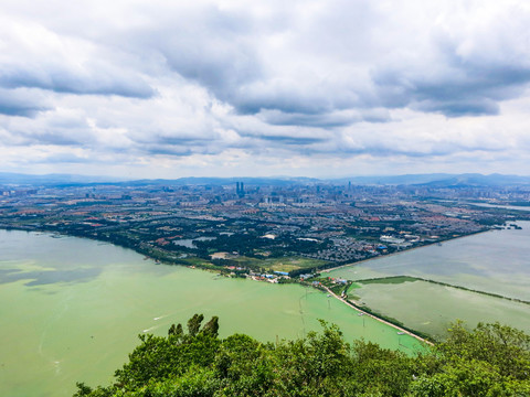 昆明海埂西山景区索道