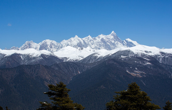 西藏林芝最美雪山南迦巴瓦峰