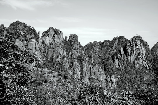 黑白三清山