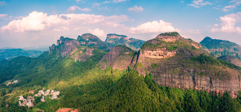 玉林都峤山