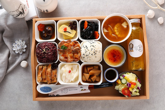 奧爾良五花宮格餐