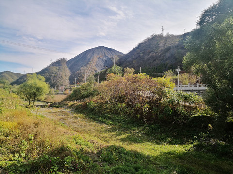 郊区山区