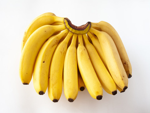 白背景上的香蕉