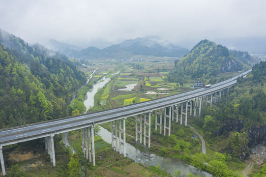 高速公路