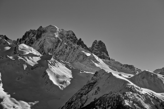 雪山高原与高山丘壑