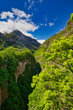 山景与群山