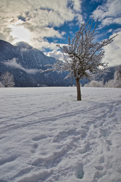 雪山雪景与高山丘壑