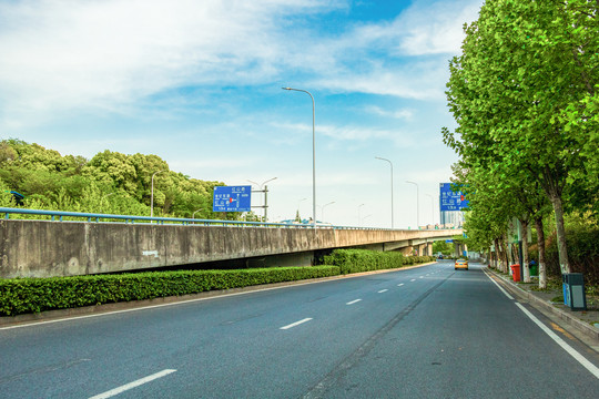 城市街道设施街景路面交通