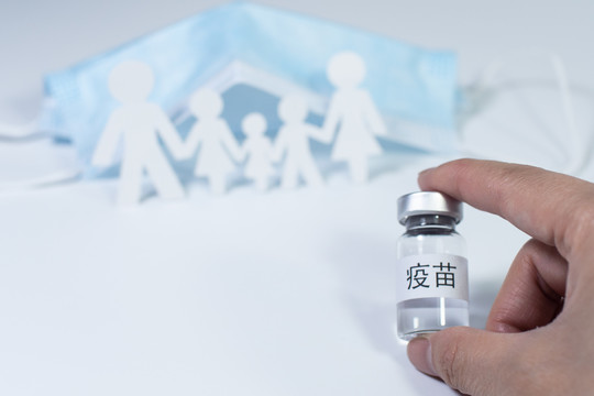 打疫苗打针预防疾病保护家人