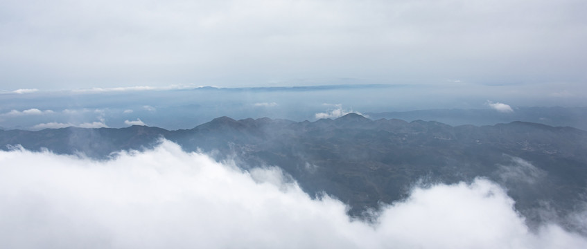 山顶云海