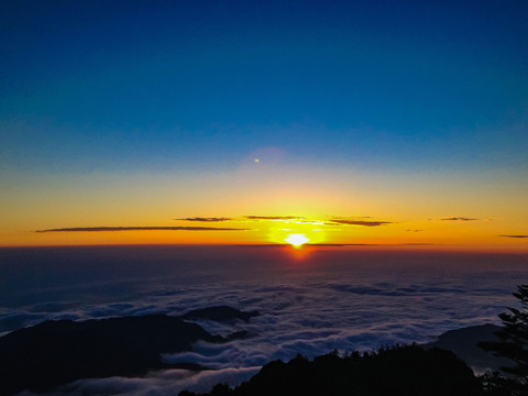 九峰山