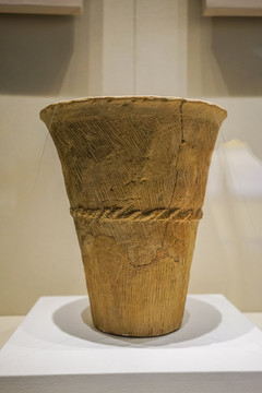 仰韶文化红陶罐古代陶罐
