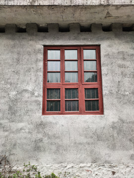 老式红色窗户