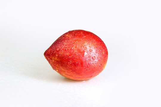 新鲜脆甜油桃