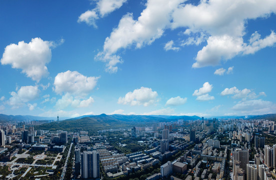 西宁城西区新宁广场