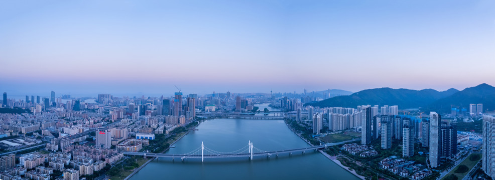 珠海前山河全景