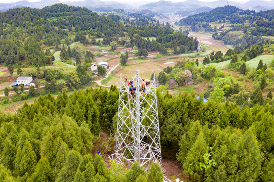 建通信塔