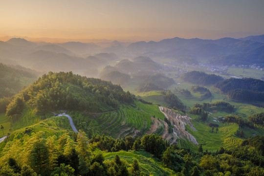 湘中丘陵田园风光