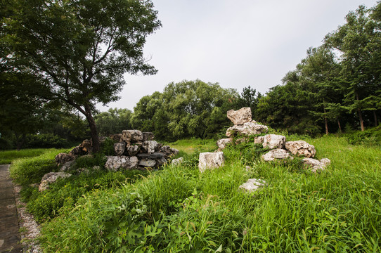 圆明园公园坦坦荡荡遗址