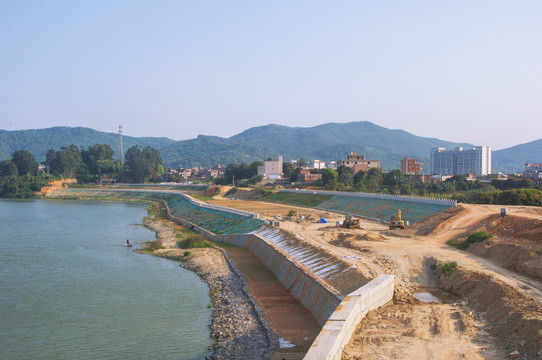 乡村水利防洪堤