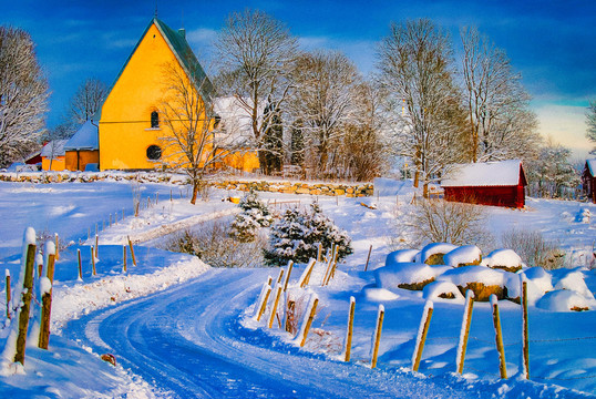 雪景与村庄