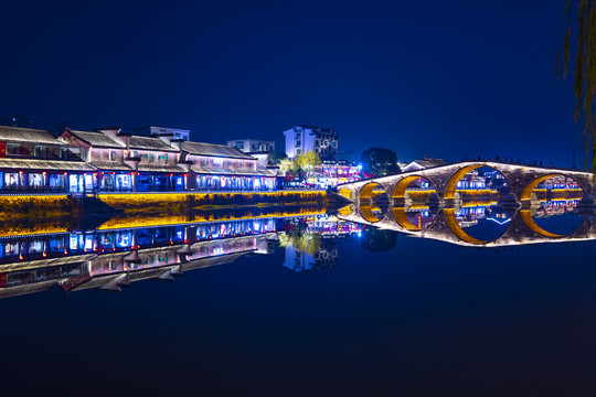 塘栖古镇旅游景点夜景