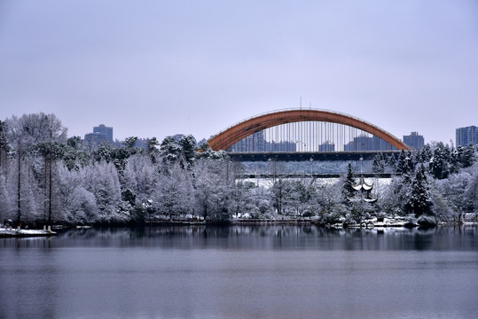 贵阳观山湖雪景