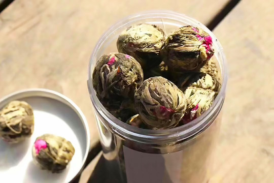 双龙戏珠花茶茶叶