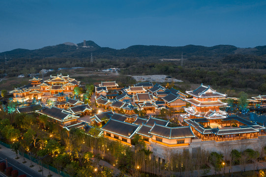 航拍金陵小镇夜景