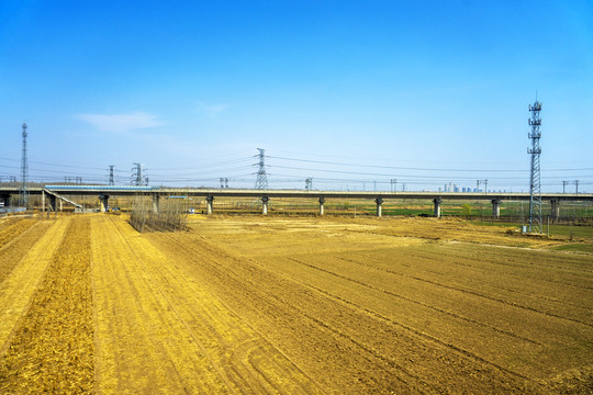 中国高铁轨道高架桥