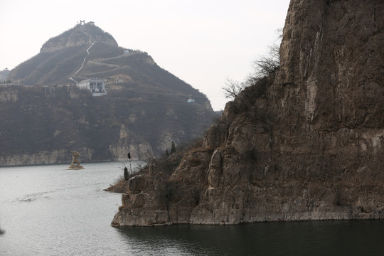 黄河三峡