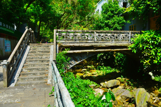 旧石桥