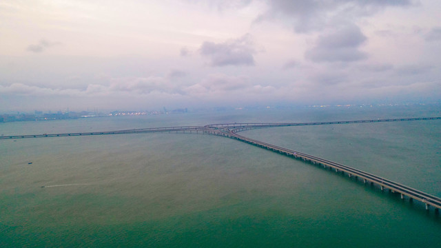 海湾大桥