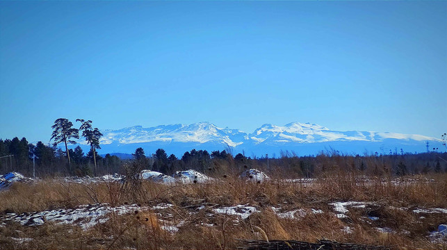 远眺长白山