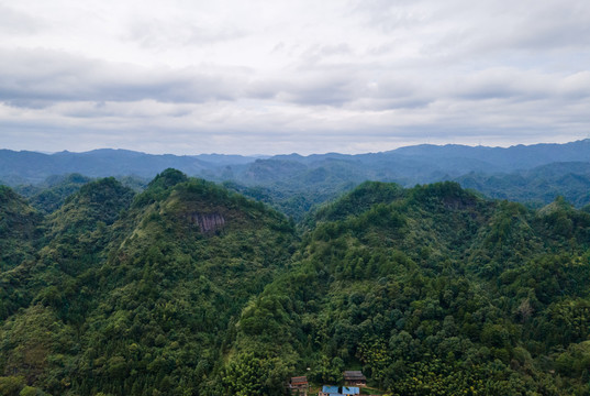 连绵起伏山川航拍