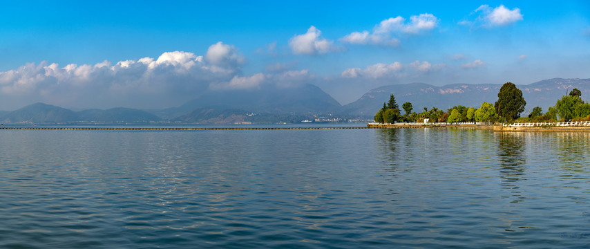 滇池风光全景图