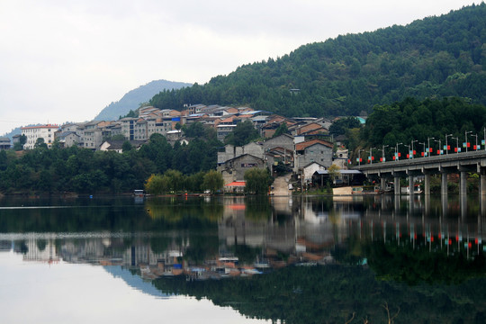 山水人家