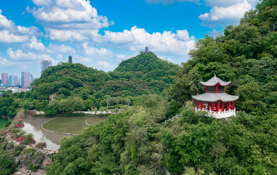 柳州文庙与蟠龙山公园