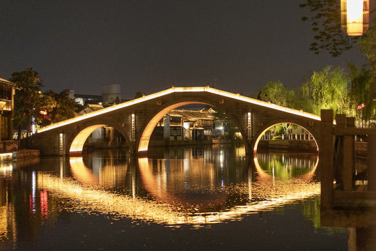 嘉兴月河夜景