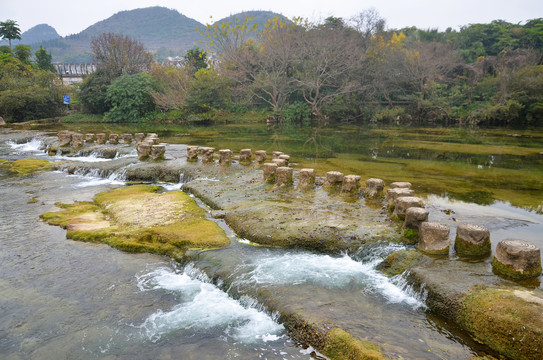 拦水坝